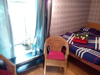 Хостелы Mila Guest House Москва Кровать в общем двухместном номере для мужчин-4
