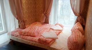 Хостелы Mila Guest House Москва Стандартный двухместный номер с 1 кроватью и общей ванной комнатой-2